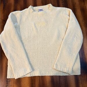 Oarsman 913 pale yellow sweatshirt reads “Newcombe Tennis Ranch” medium